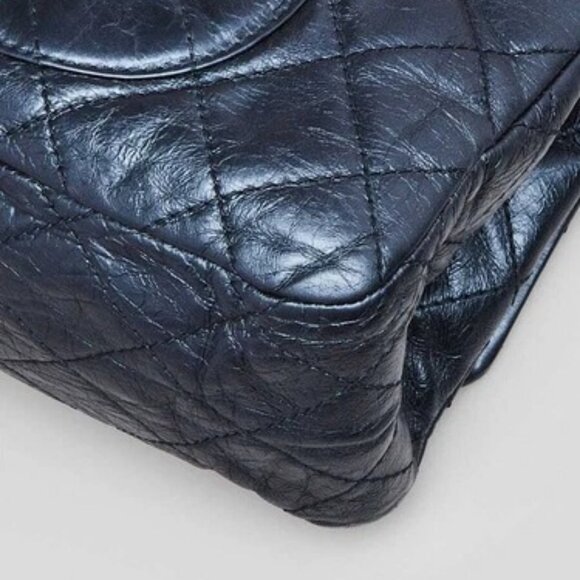 Chanel Blue 2.55 Reissue Quilted Classic Metallic Calfskin Leather 228 Maxi F... - Picture 4 of 9